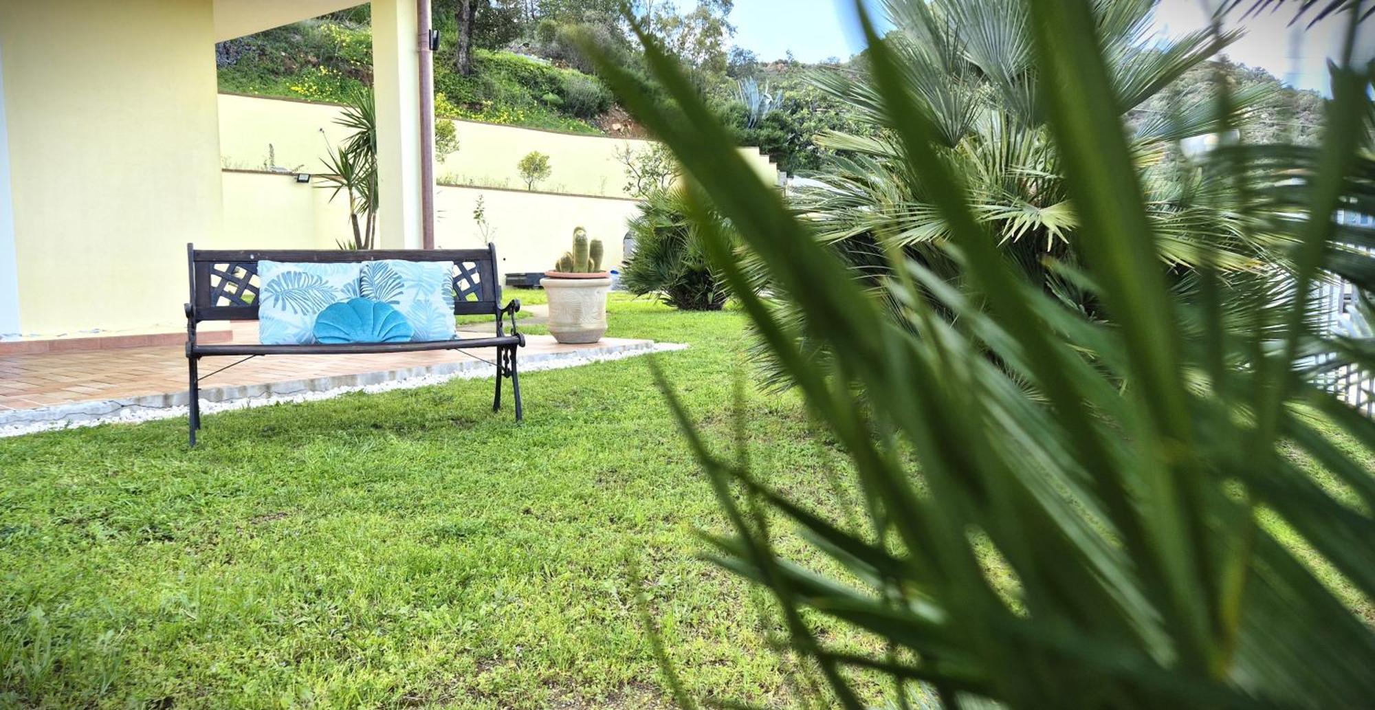 Il Panoramico Apartment Tortoli Ngoại thất bức ảnh